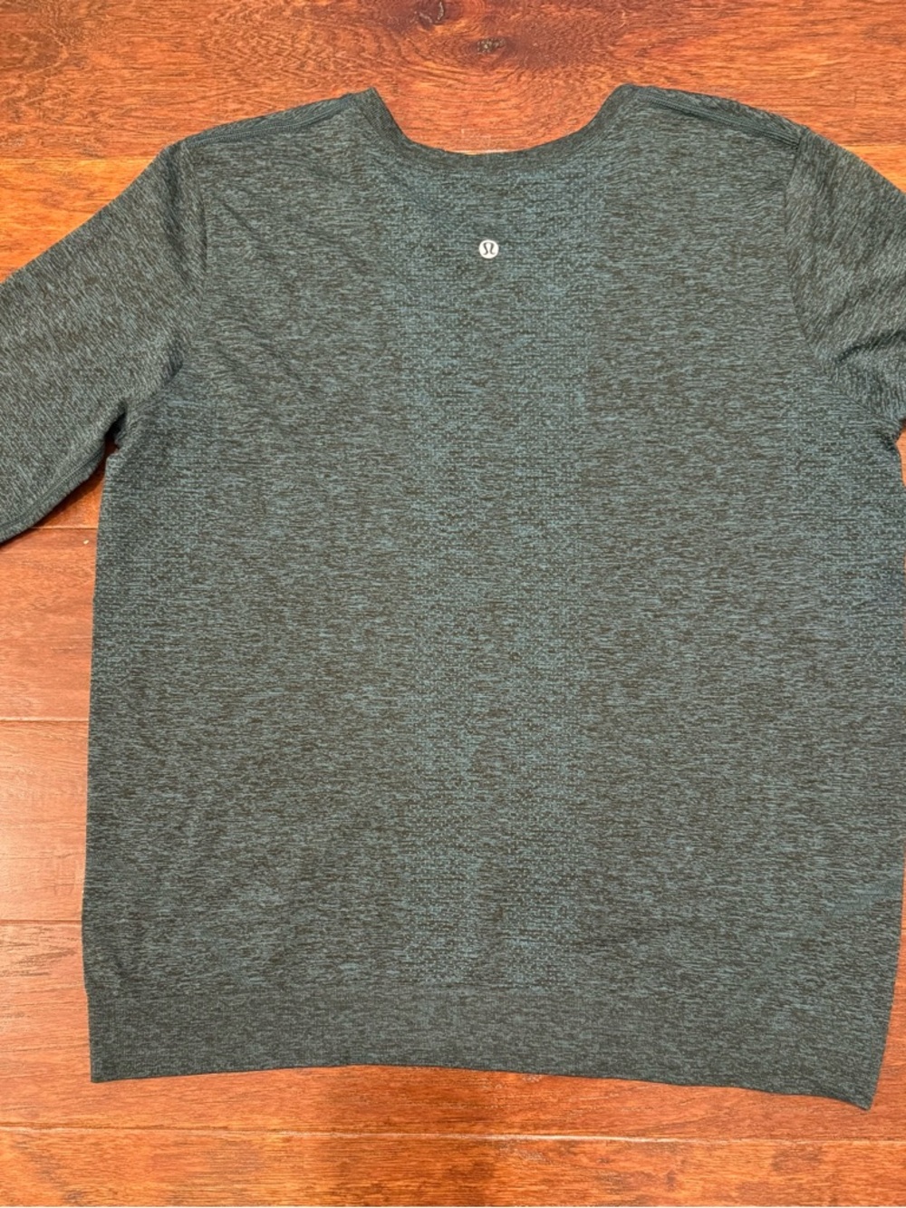 lululemon Metal Vent Tech Long Sleeve Shirt Men’s Large Heather Green - Picture 5 of 7